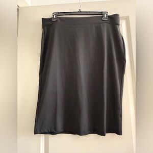 Zenana Outfitters Classic Black Pencil Skirt